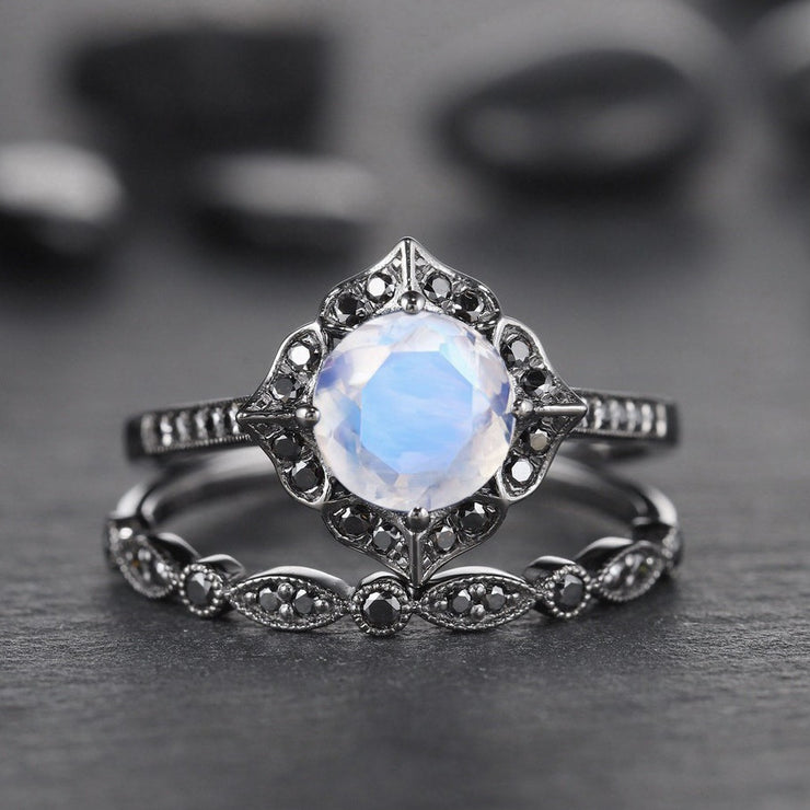 Fashion Women's Simple Moonstone Flower Ring